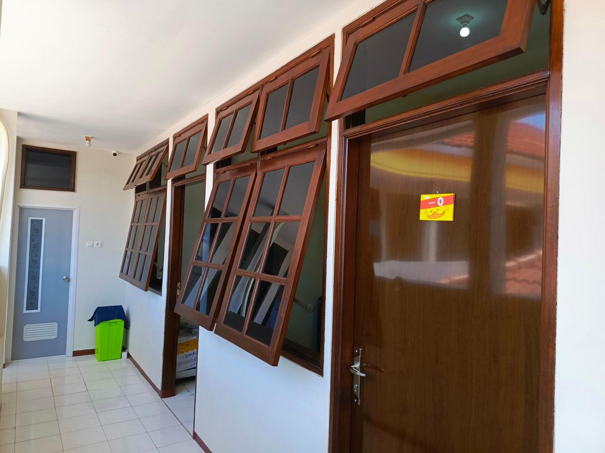 Bebek Kuning Residence Blimbing  Extérieur photo